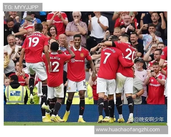 足球巨星C罗与模特的精彩瞬间引发热议与关注 足球巨星C罗与模特的精彩瞬间引发热议与关注